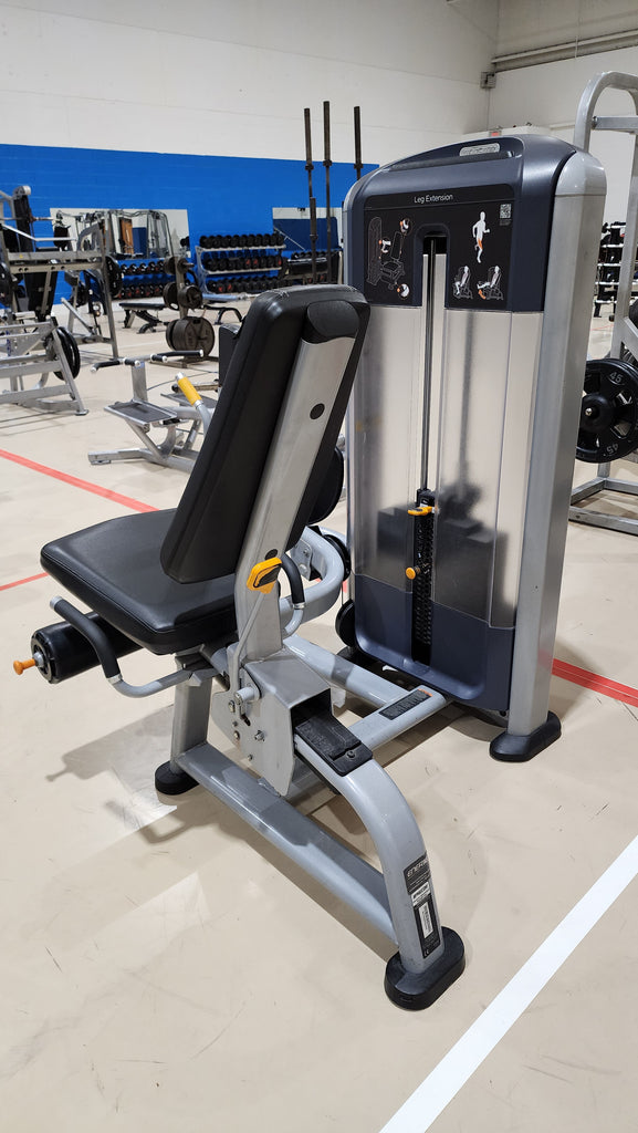 Precor Leg Extension DSL0605 - Discovery Series | CFF Strength