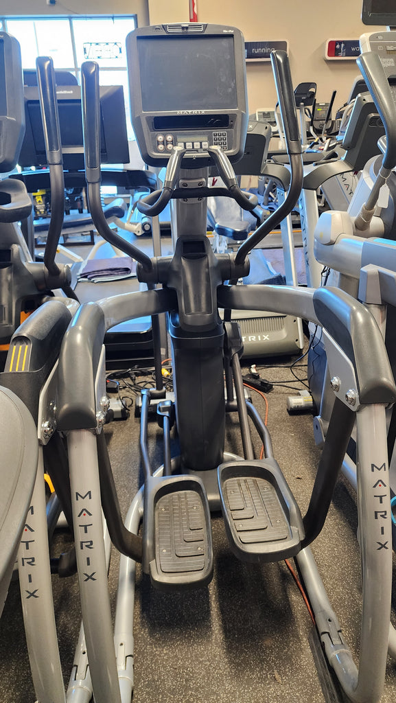 Matrix E5x Elliptical Matrix Gym Standard Cross Trainer MATRIX E5X