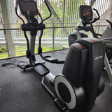 Life Fitness Discover SE3 95XS Elliptical Crosstrainer