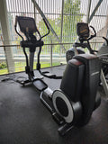 Life Fitness Discover SE3 95XS Elliptical Crosstrainer