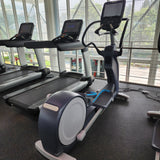 precor_883_efx_P82_elliptical