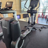Life Fitness Discover SE3 95XS Elliptical Crosstrainer