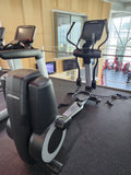 Life Fitness Discover SE3 95XS Elliptical Crosstrainer