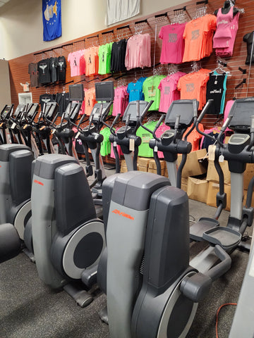 Life Fitness 95X Engage Elliptical Crosstrainer CFF Strength