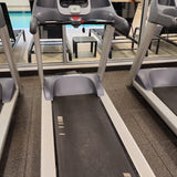 Precor 932i Experience Treadmill