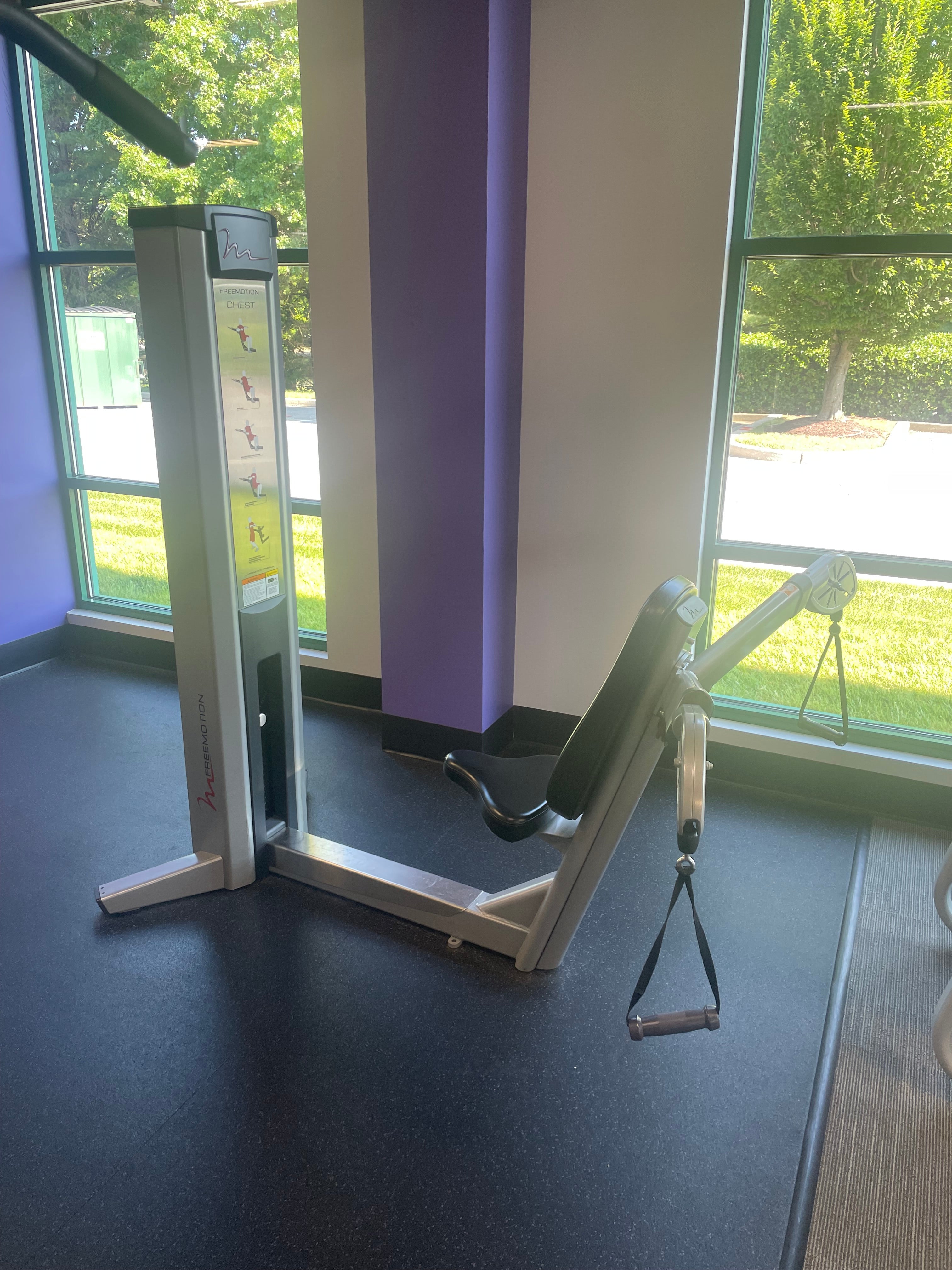 Freemotion G600 Multi‑Plane Chest Press – Just Off Lease | CFF