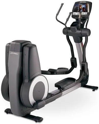 Life Fitness 95X Engage Elliptical – Just Off Lease | CFF | CFF