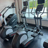 Life Fitness Integrity Series CLSX Elliptical Cross-trainer