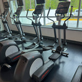 Life Fitness Integrity Series CLSX Elliptical Cross-trainer