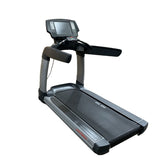 Life Fitness Discover SE 95T Elevation Treadmill