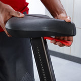 Life Fitness Club Series Upright Bike - SE3 HD