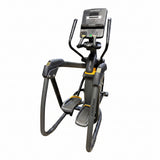  Matrix Performance Ascent Trainer Commercial Full Body Elliptical Crosstrainer