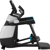 Precor AMT 885 Crosstrainer with P82 Console