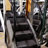 STAIRMASTER 8 SERIES GAUNTLET STEPMILL W/LCD CONSOLE (D1)
