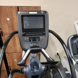 Precor EFX 863 Elliptical W/ P62 Console Converging Crossramp