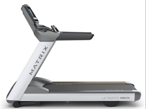 Matrix T7Xi Treadmill w Integrated 19